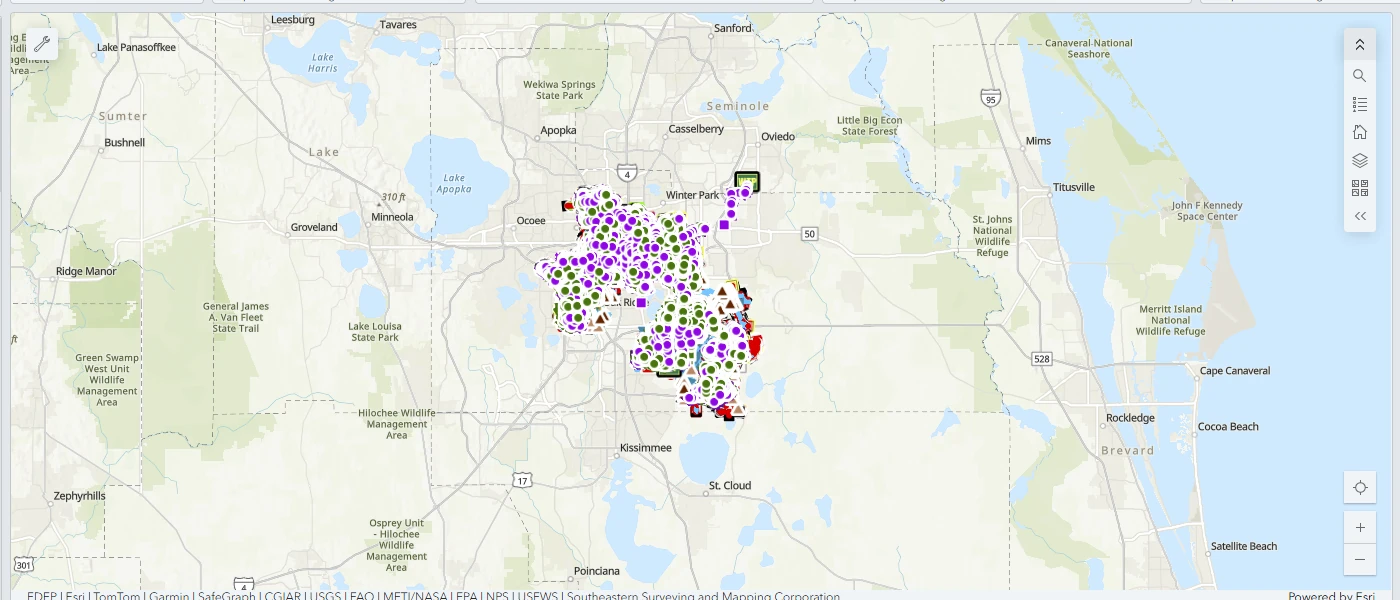 Live GIS map showing tracked infrastructure assets — lift stations, manholes, and culverts — plotted across a service area